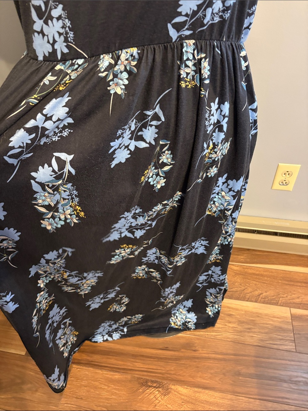 Navy Maxi Dress with Light Blue Floral Print/ size 24 - Picture 4 of 9